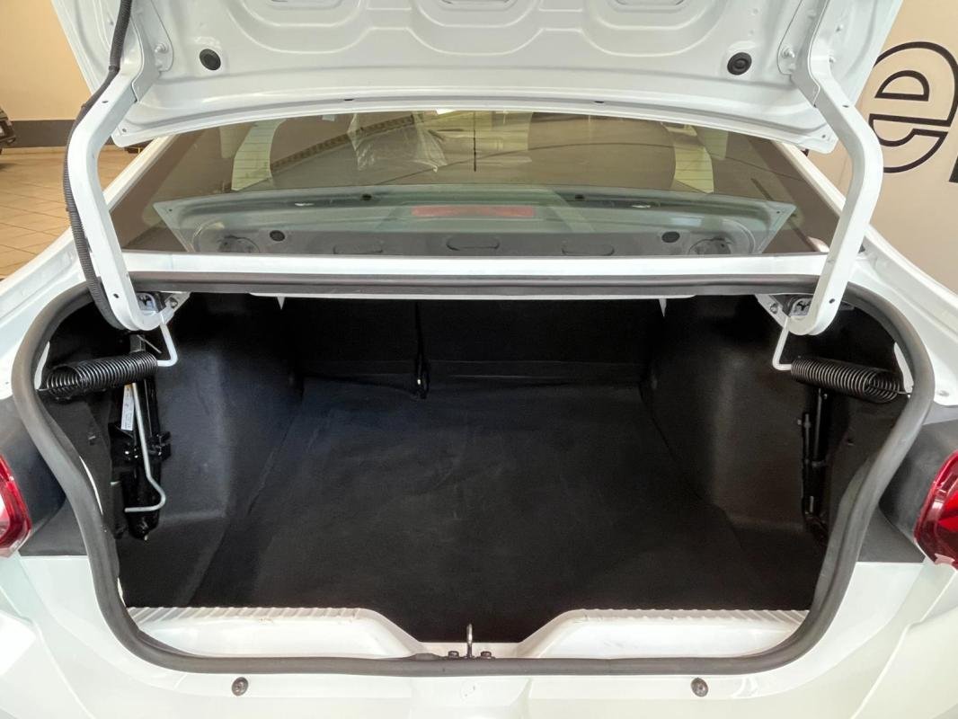 Dacia Logan - Photo 2