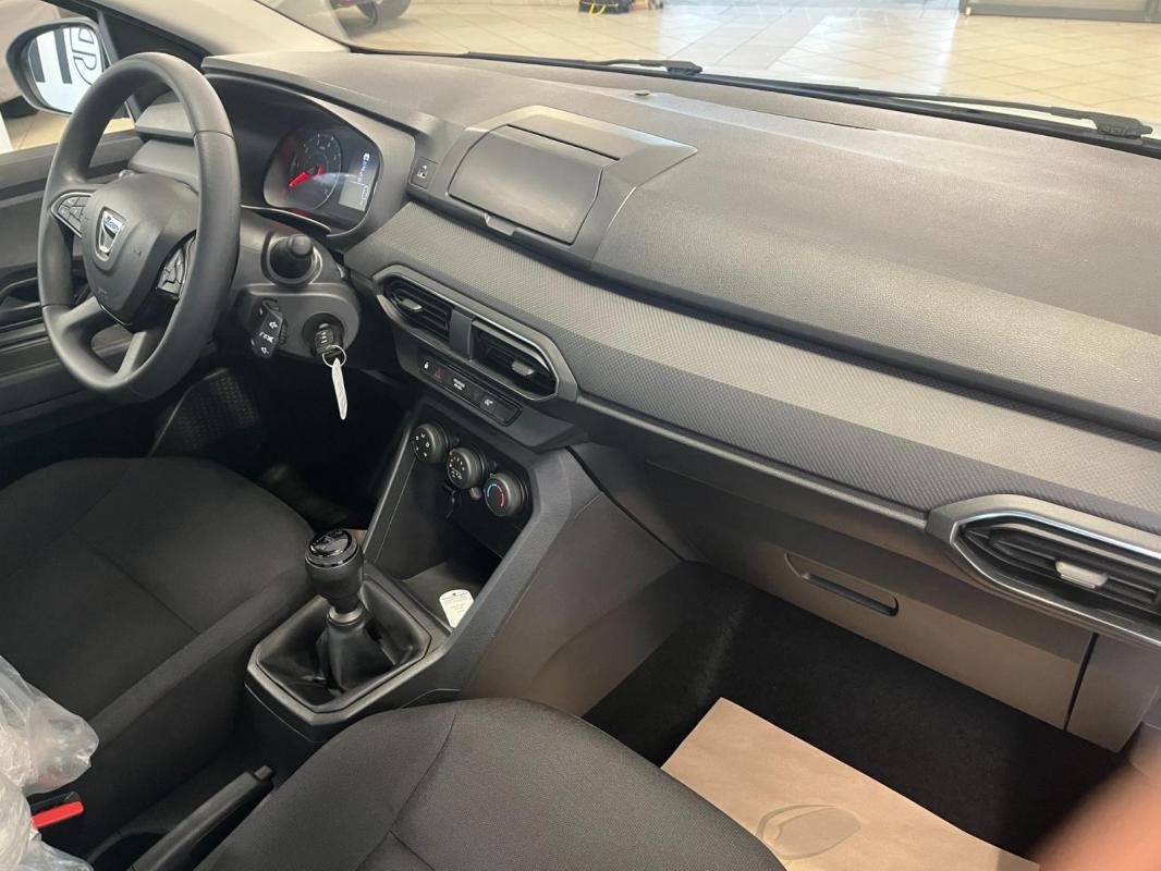 Dacia Logan - Photo 4