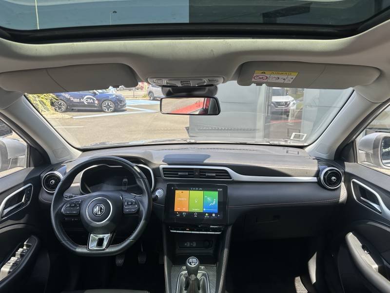 MG ZS - Photo 17