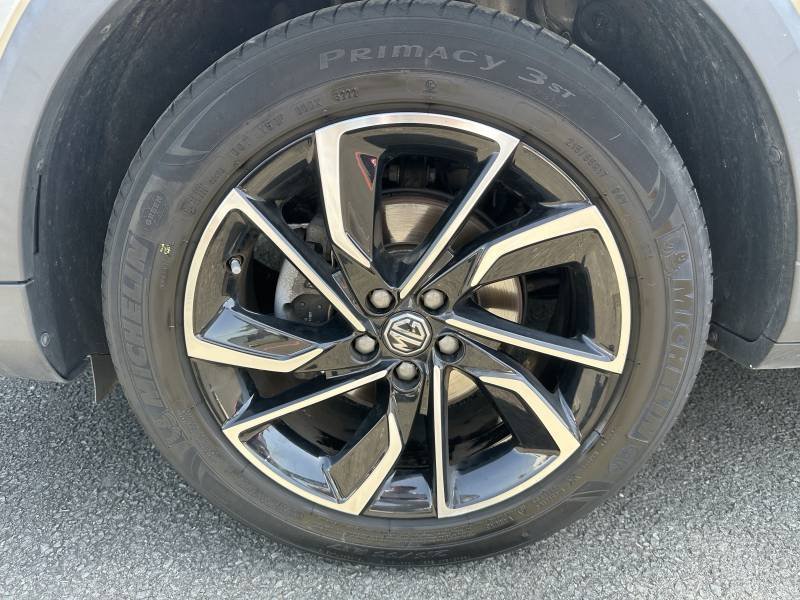 MG ZS - Photo 9