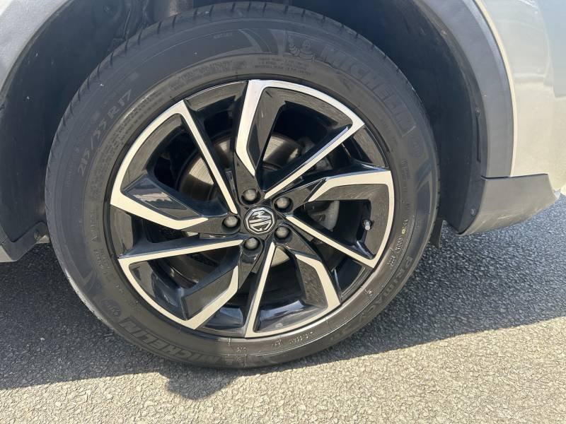 MG ZS - Photo 10