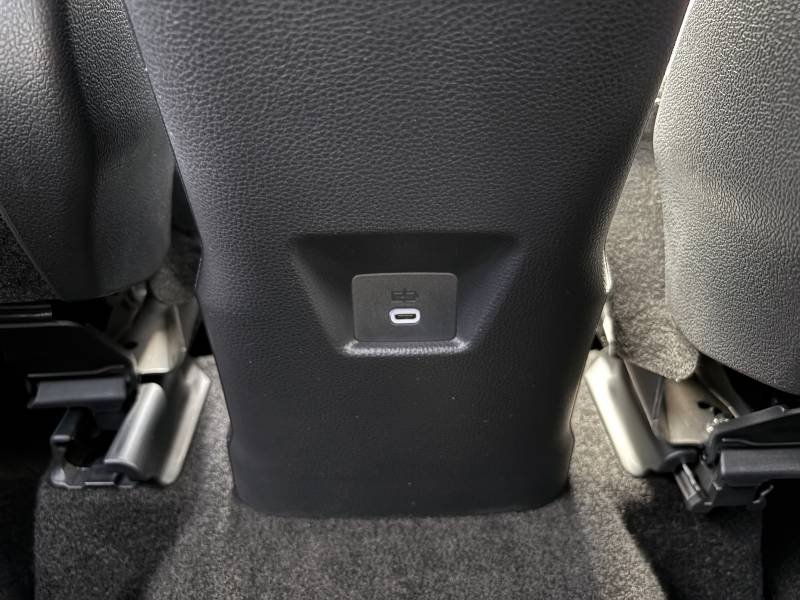 Toyota C-HR - Photo 16
