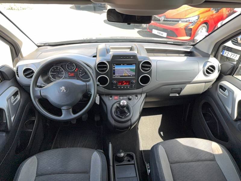 Peugeot Partner - Photo 11