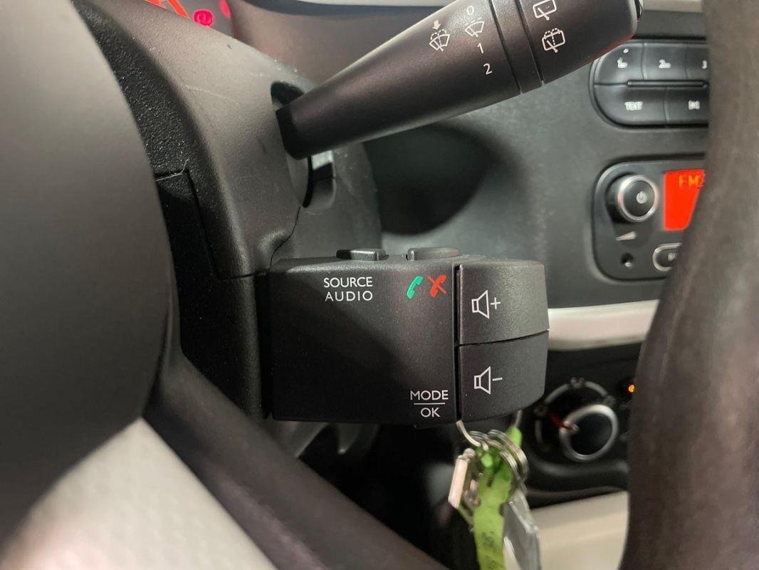 Renault Twingo - Photo 21