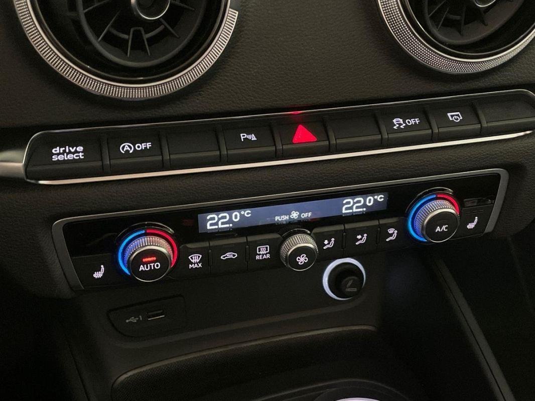 Audi A3 Cabriolet - Photo 17