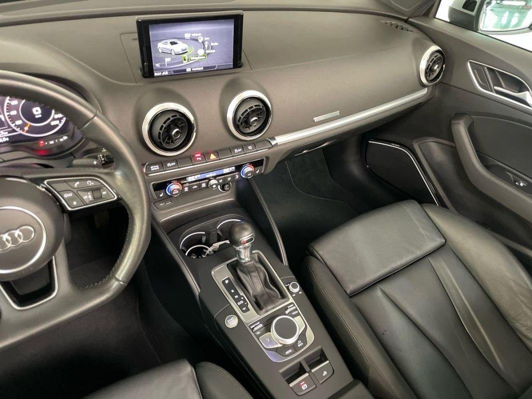 Audi A3 Cabriolet - Photo 9