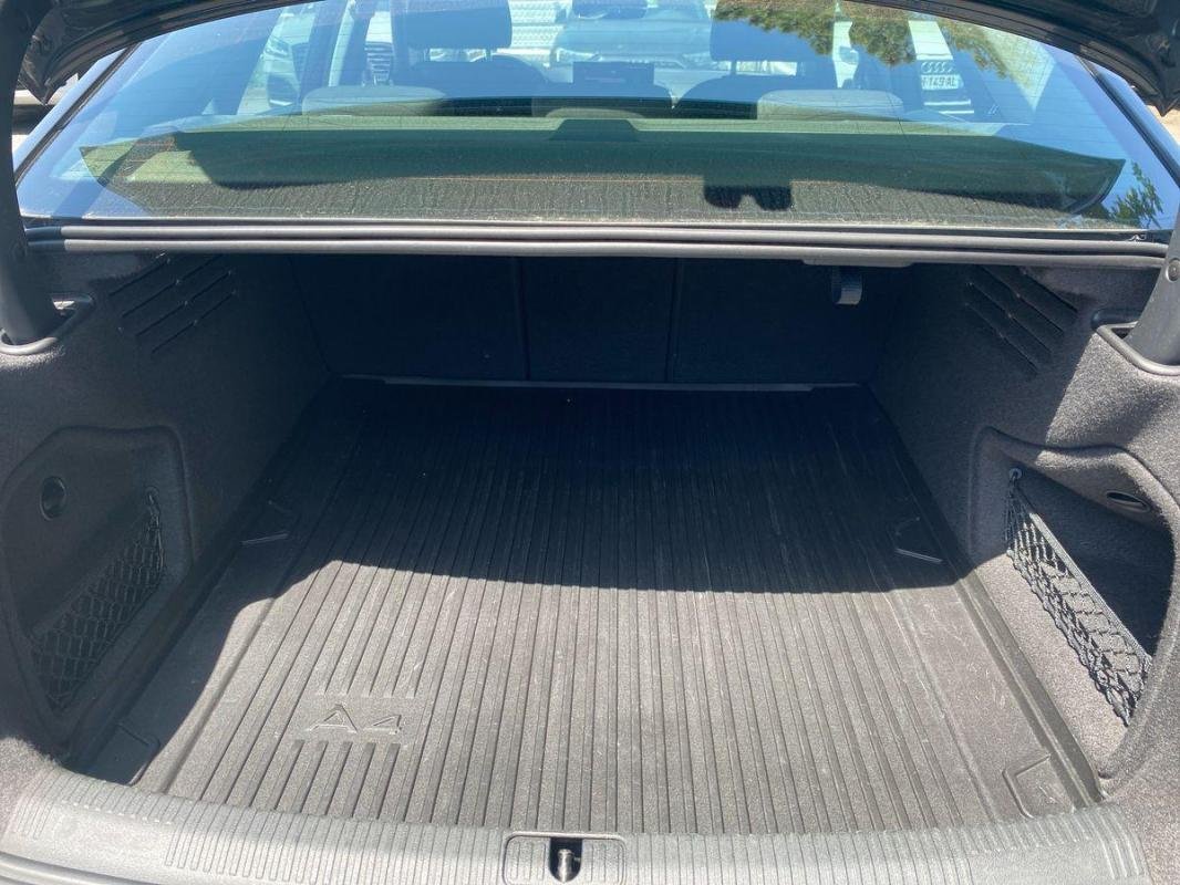 Audi A4 - Photo 31
