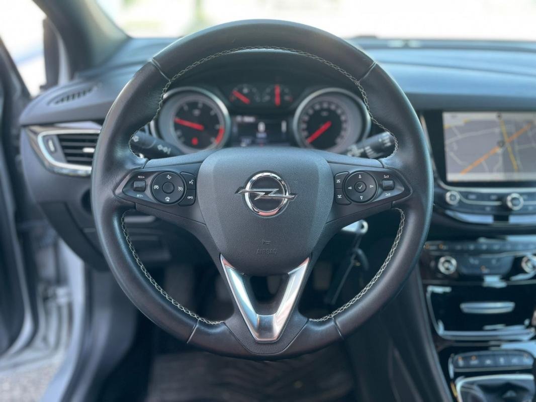 Opel Astra - Photo 19