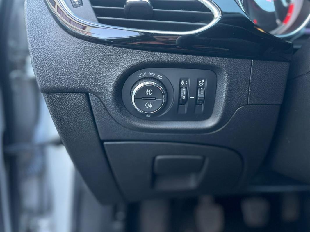 Opel Astra - Photo 28