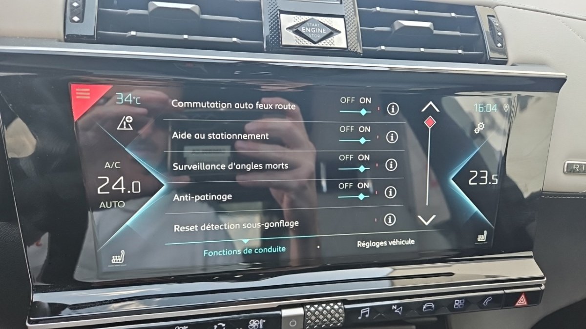 DS DS 7 Crossback - Photo 12