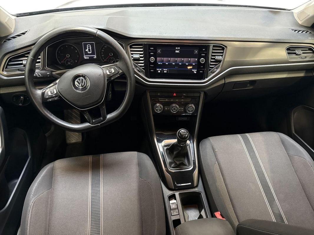 Volkswagen T-Roc - Photo 8
