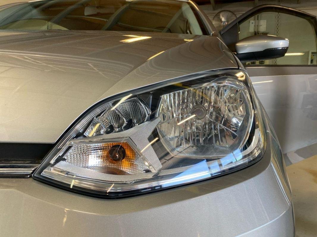 Volkswagen Up! - Photo 25