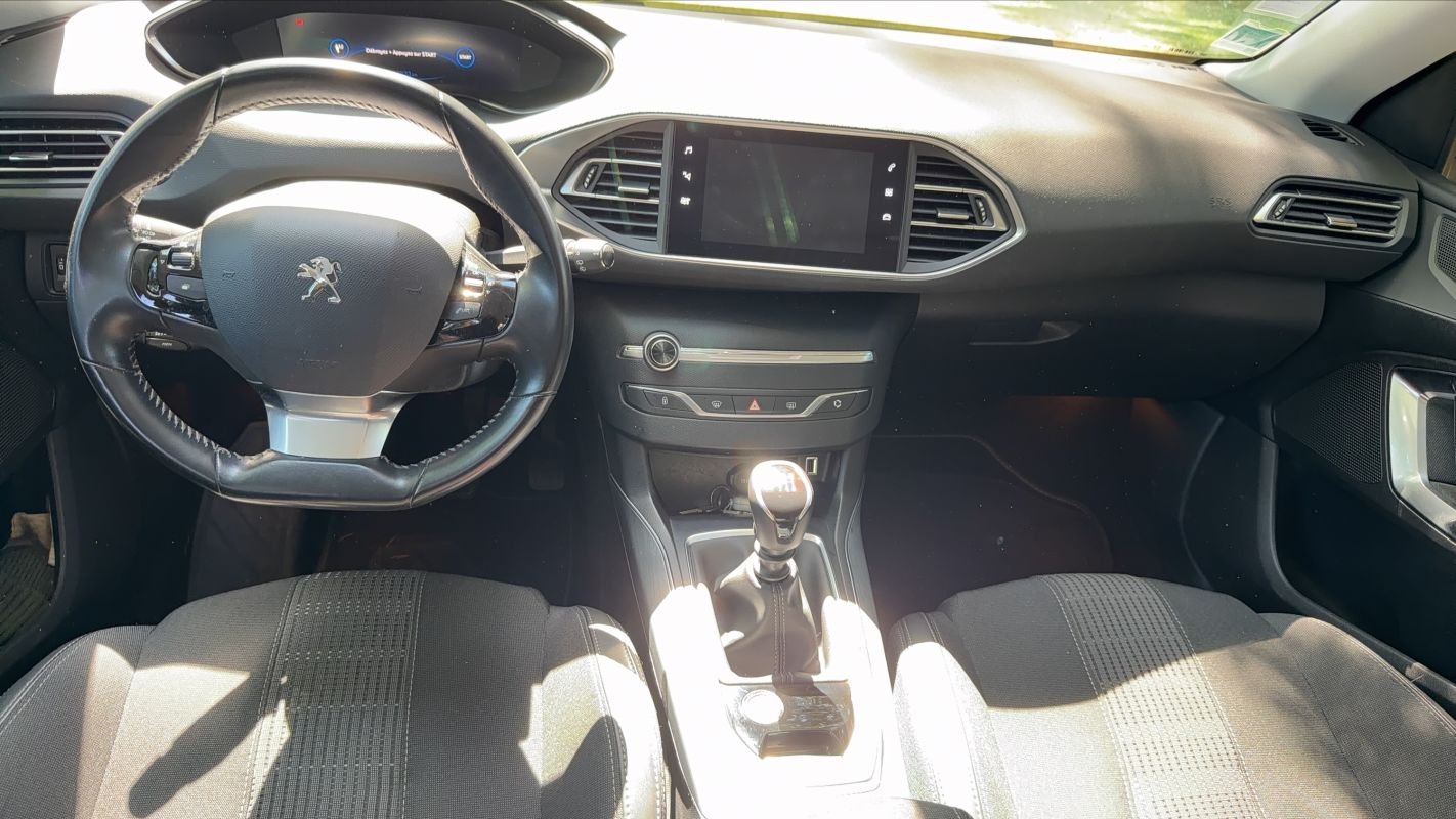 Peugeot 308 - Photo 11