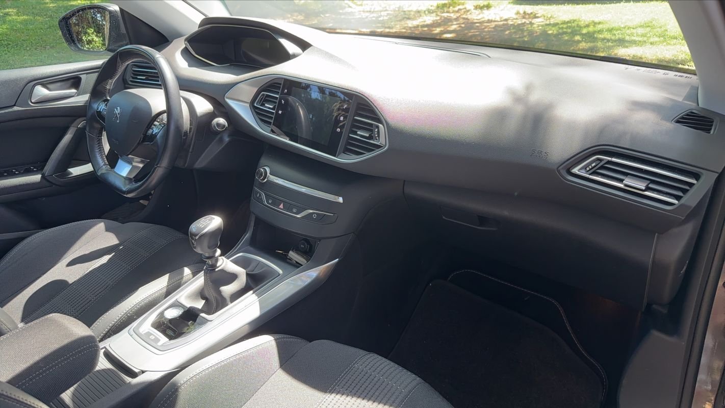 Peugeot 308 - Photo 10