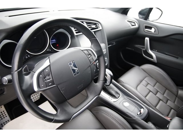 DS DS 4 - Photo 12
