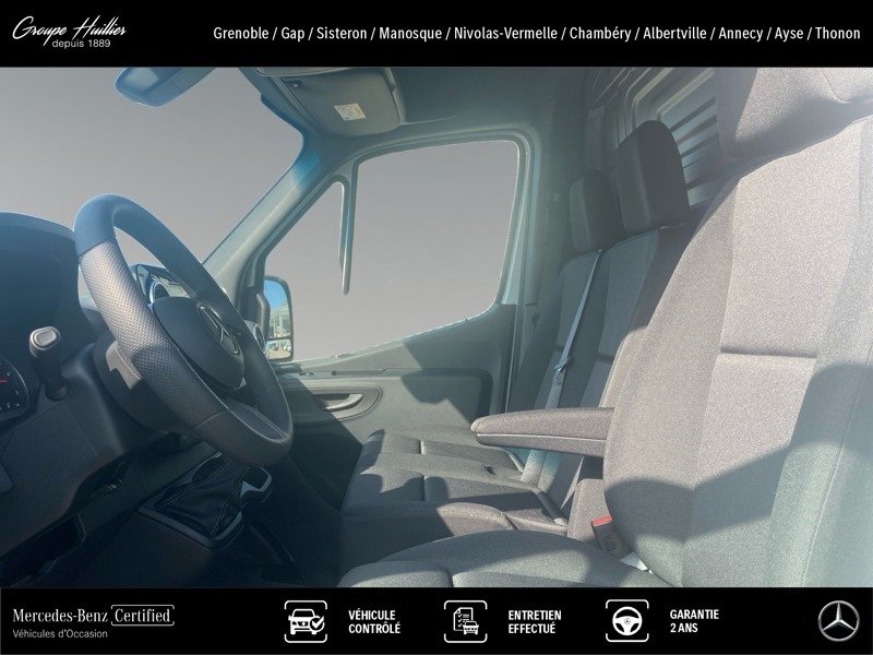 Mercedes Sprinter - Photo 11