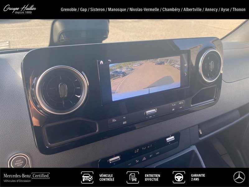 Mercedes Sprinter - Photo 15