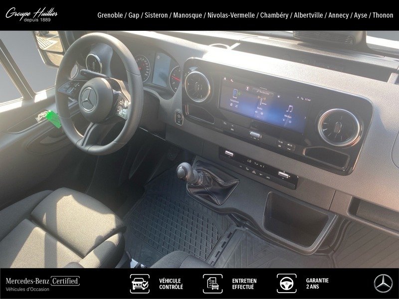Mercedes Sprinter - Photo 10