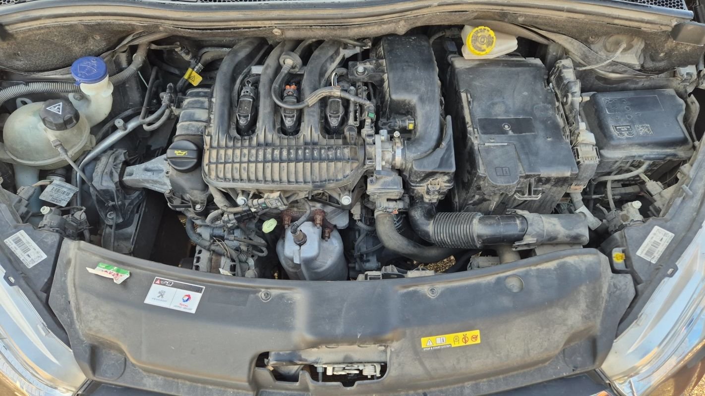 Peugeot 208 - Photo 15