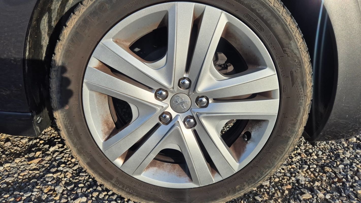 Peugeot 208 - Photo 17