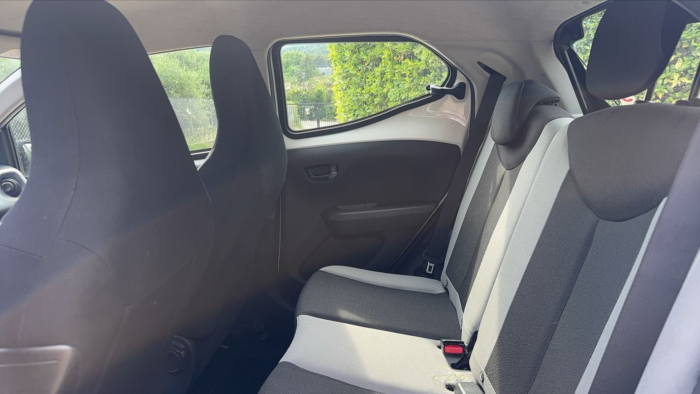 Toyota Aygo - Photo 9