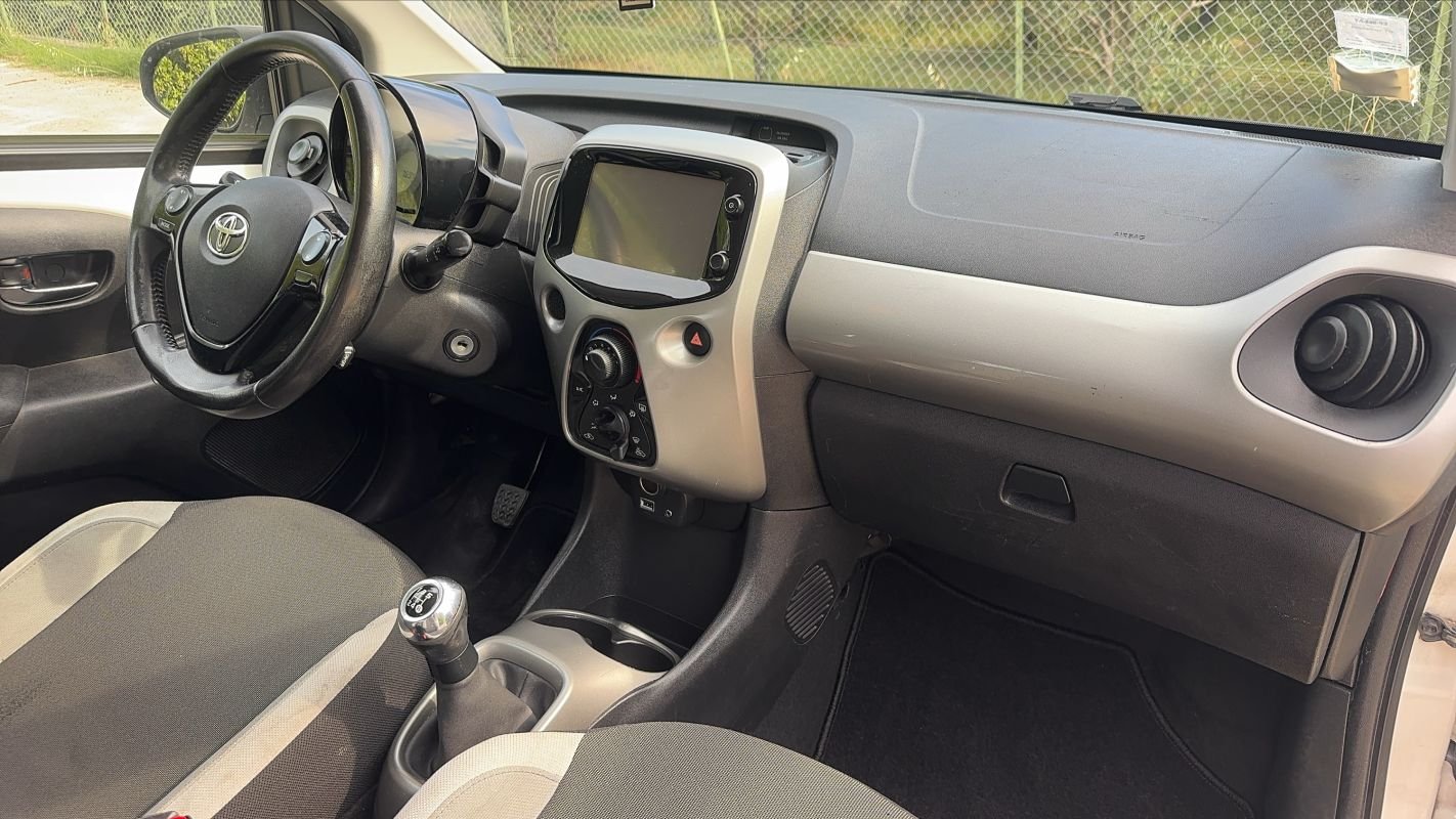 Toyota Aygo - Photo 10