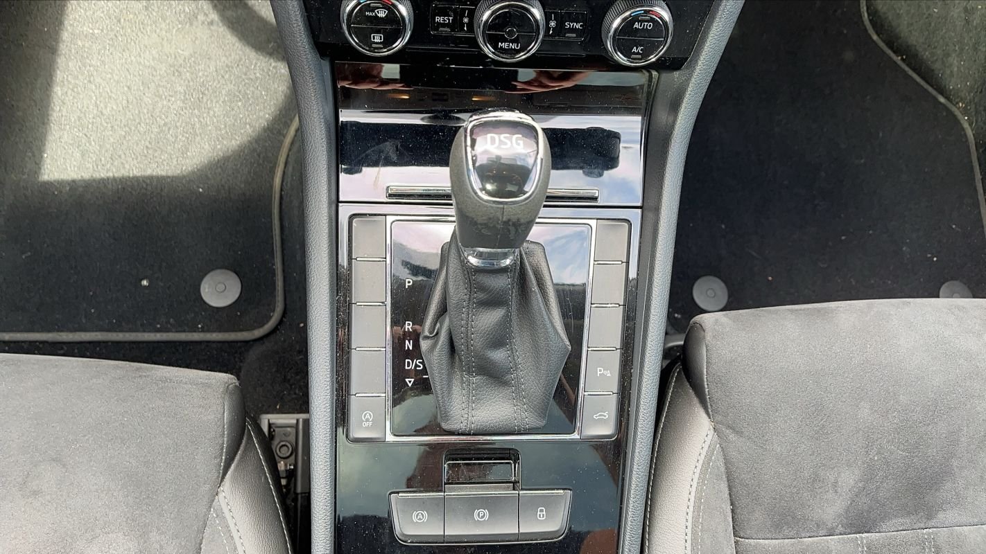 Skoda Superb - Photo 13