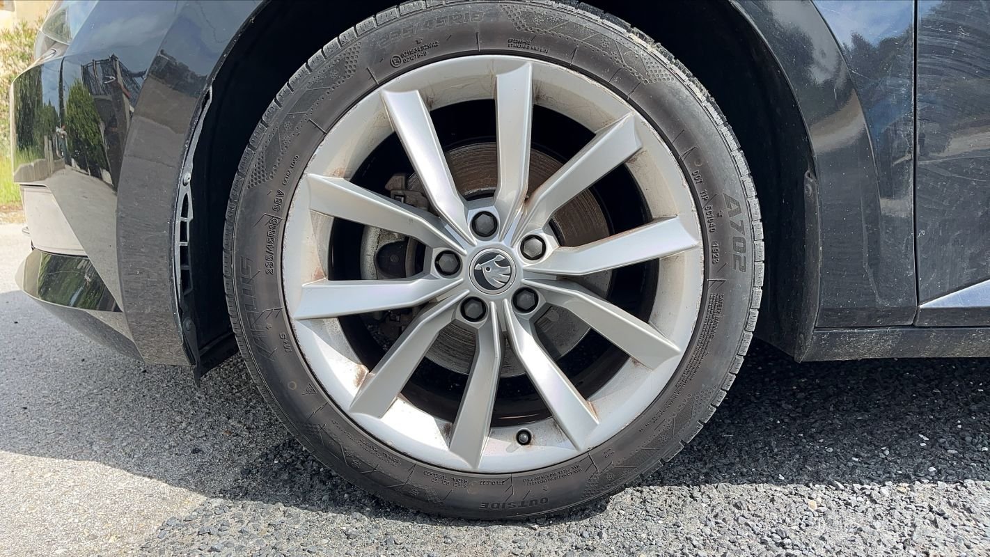 Skoda Superb - Photo 18