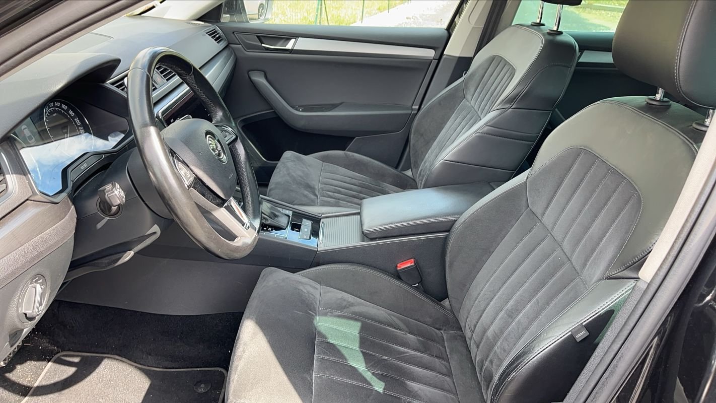 Skoda Superb - Photo 27