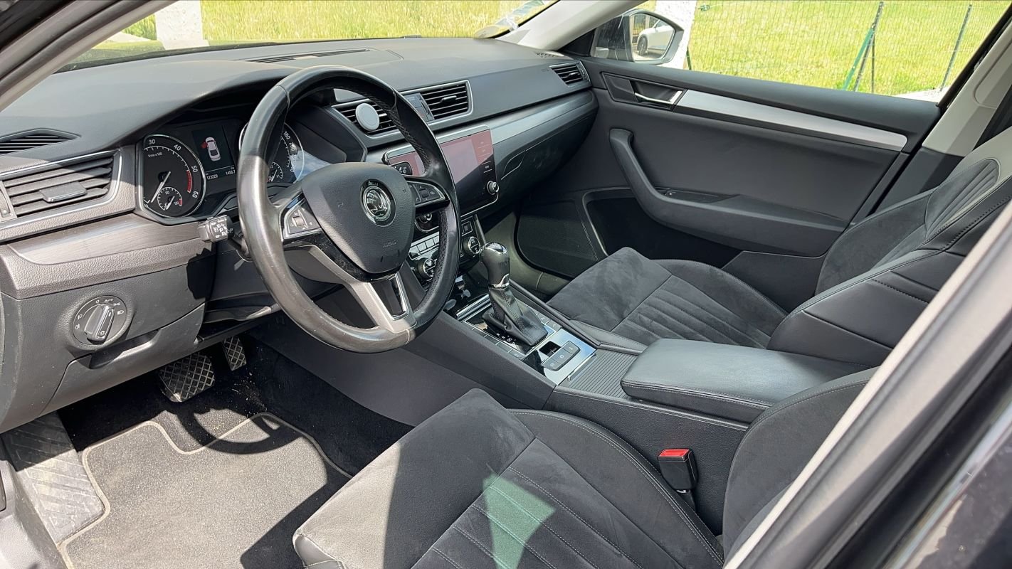 Skoda Superb - Photo 8