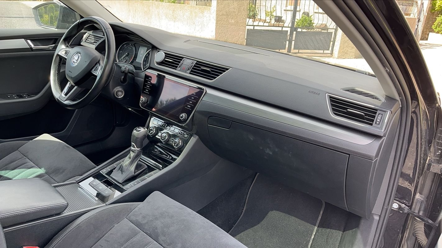 Skoda Superb - Photo 10