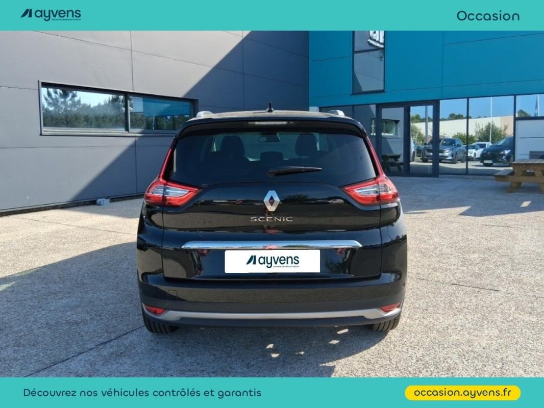 Renault Scénic - Photo 12
