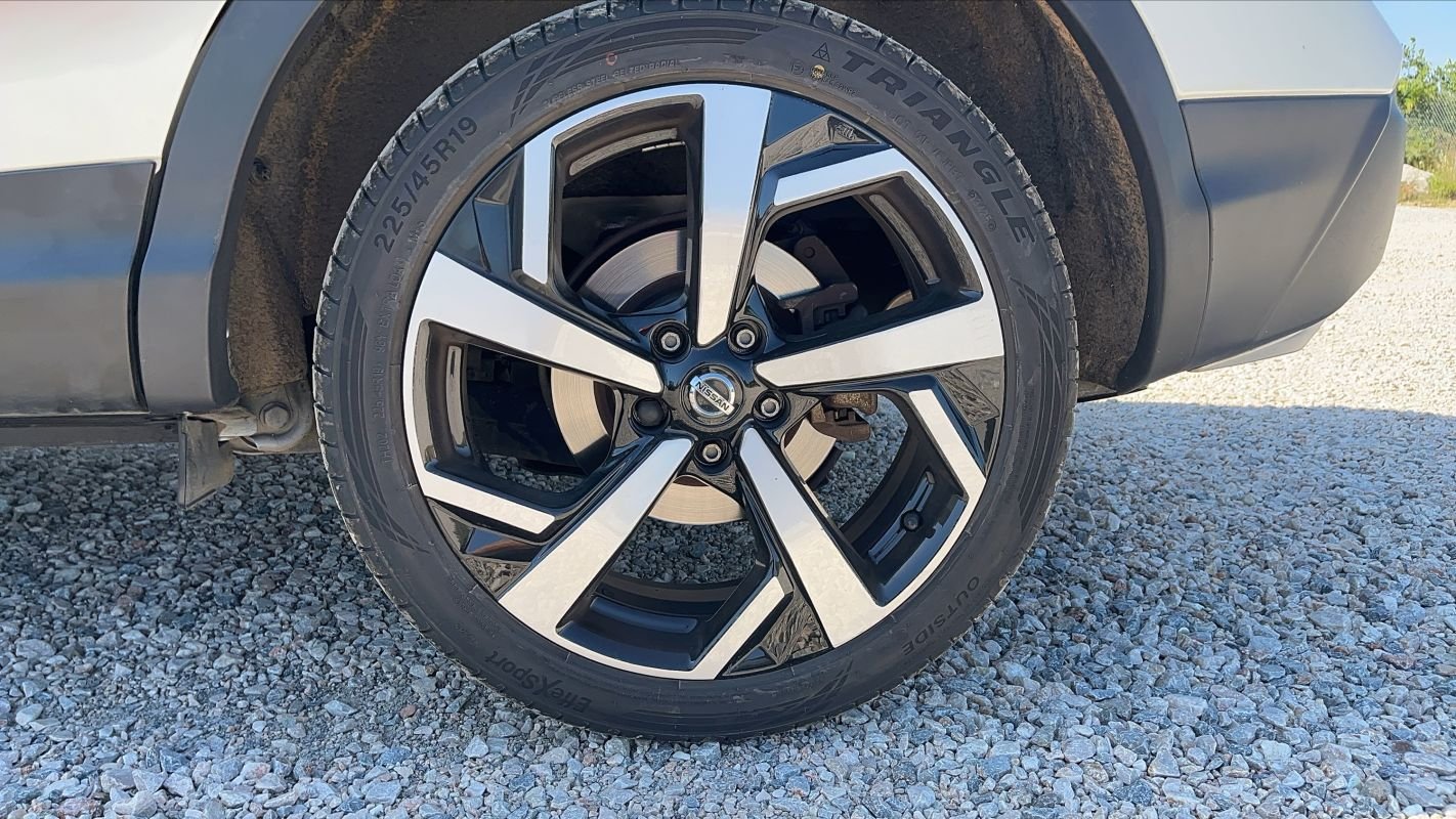Nissan Qashqai - Photo 19