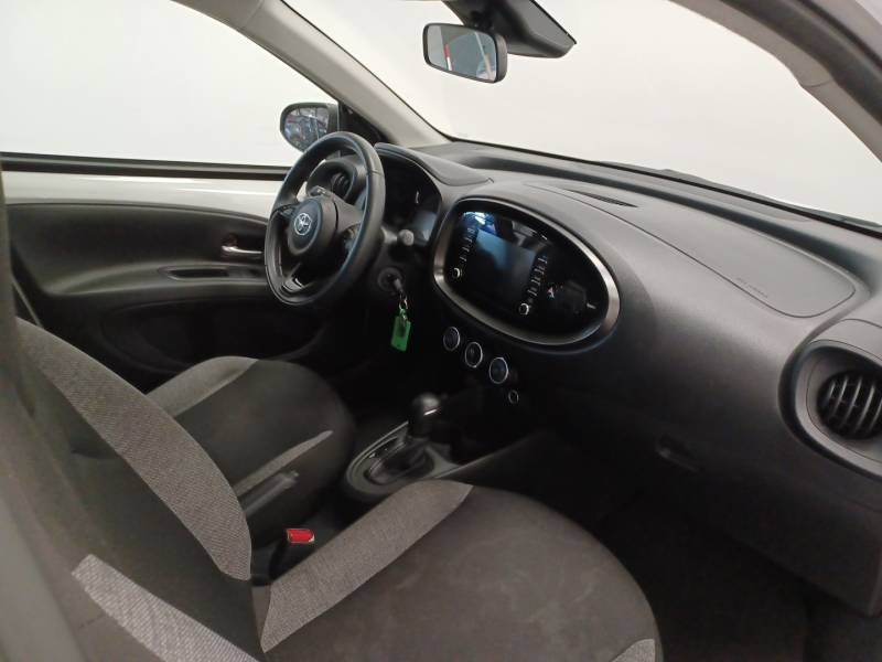 Toyota aygo x - Photo 12