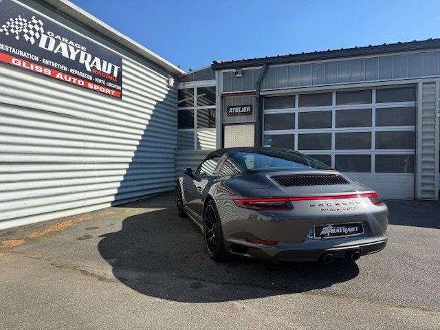 Porsche 911 - Photo 11
