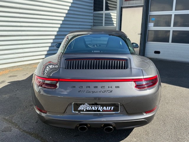 Porsche 911 - Photo 10