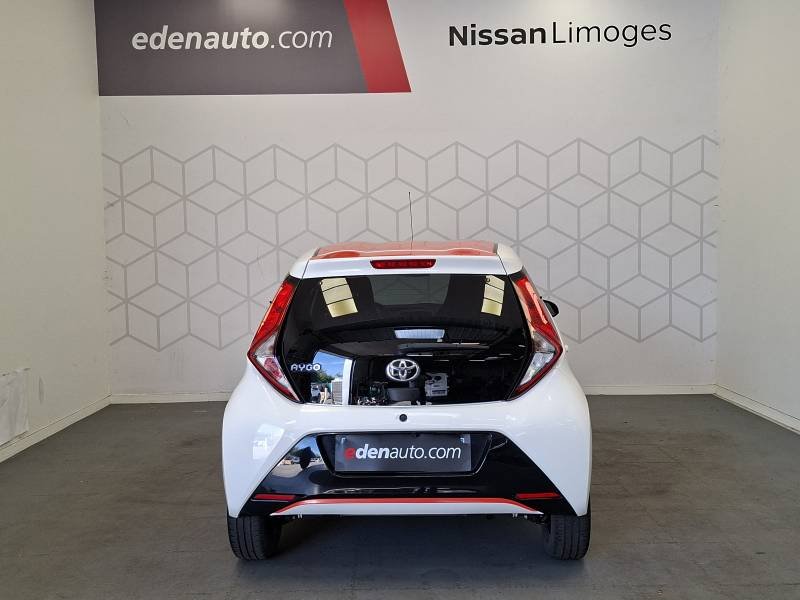 Toyota Aygo - Photo 11