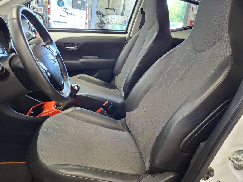Toyota Aygo - Photo 18