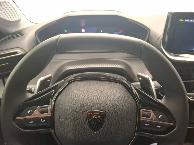 Peugeot 208 - Photo 16