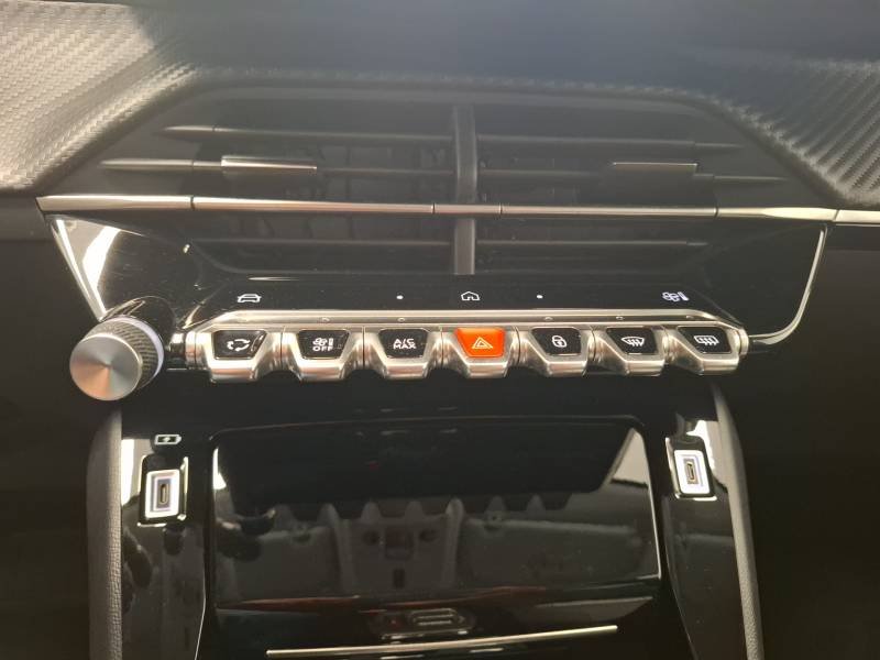 Peugeot 208 - Photo 27