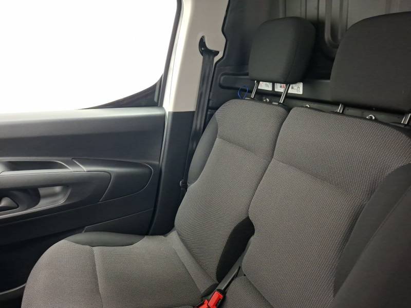 Peugeot Partner - Photo 32
