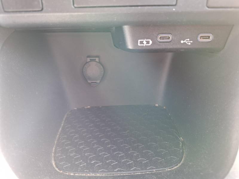 Toyota Yaris - Photo 34