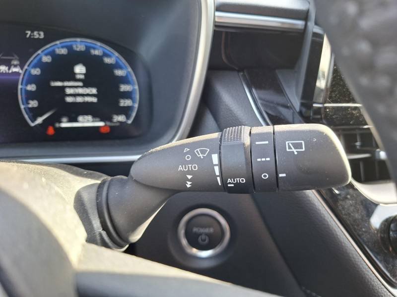 Toyota Corolla - Photo 28