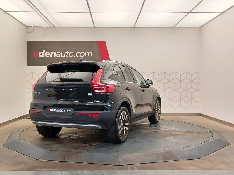 Volvo XC40 - Photo 2