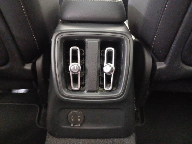 Volvo XC40 - Photo 34