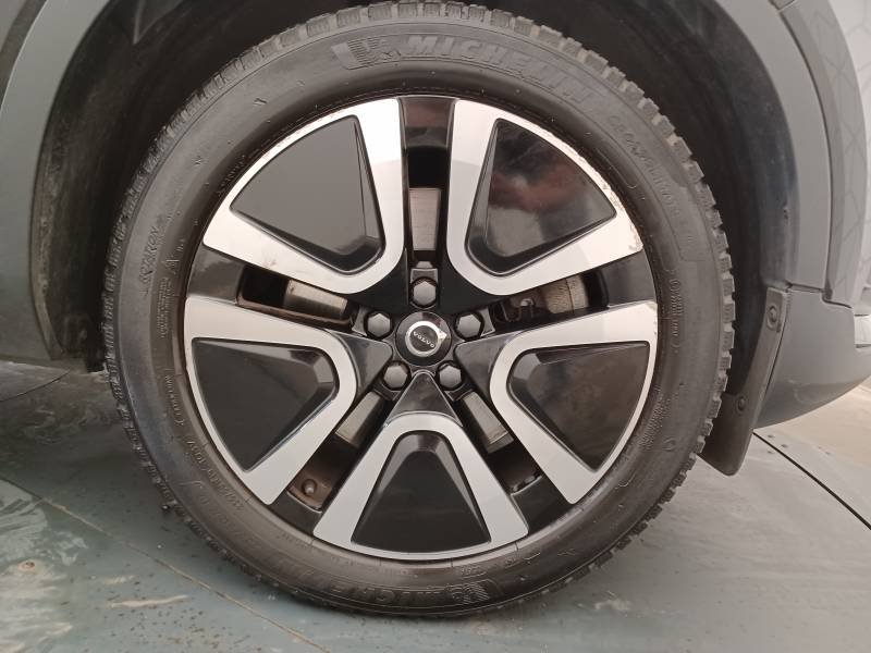 Volvo XC40 - Photo 10