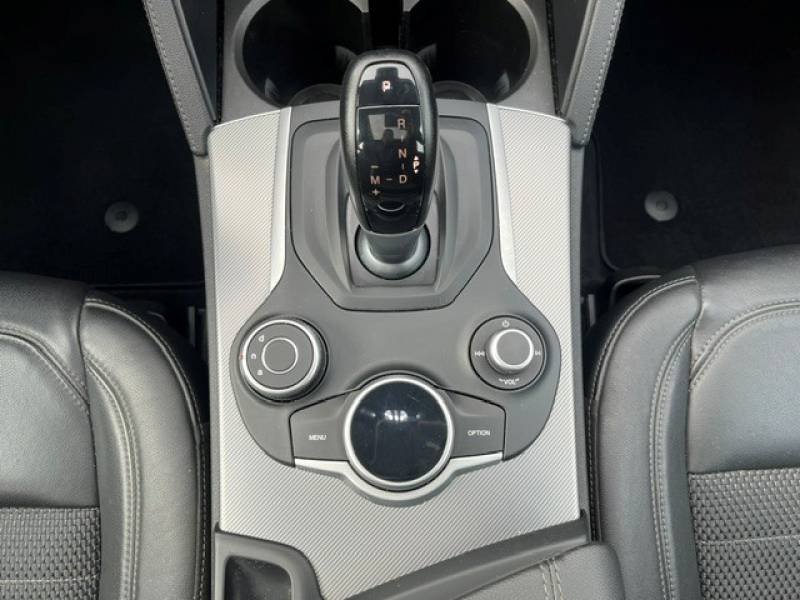 Alfa Romeo Stelvio - Photo 18