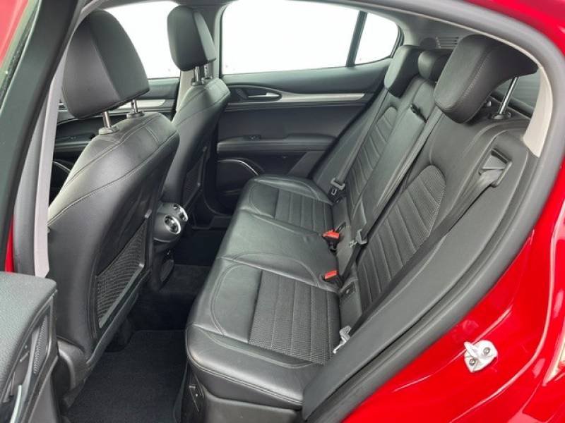 Alfa Romeo Stelvio - Photo 21