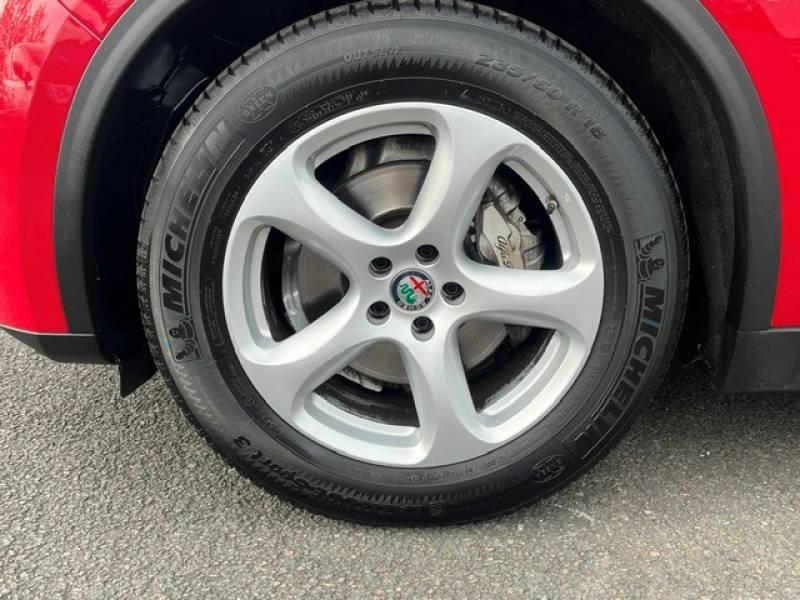 Alfa Romeo Stelvio - Photo 33