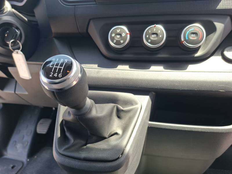 Renault Trafic - Photo 15